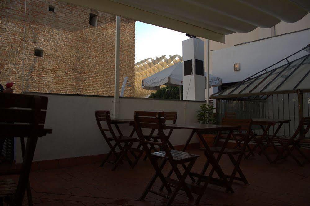 Oasis Backpackers' Hostel Sevilla & Coworking Dış mekan fotoğraf
